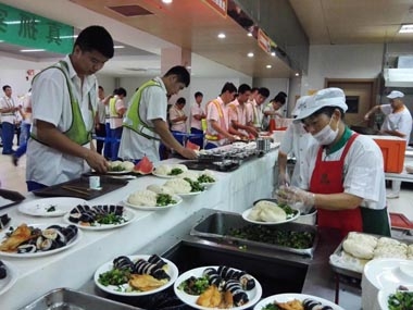 通用三期餐厅举办“夏季清凉美食周”