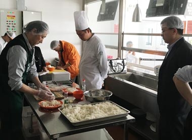 现场制作 现场制作