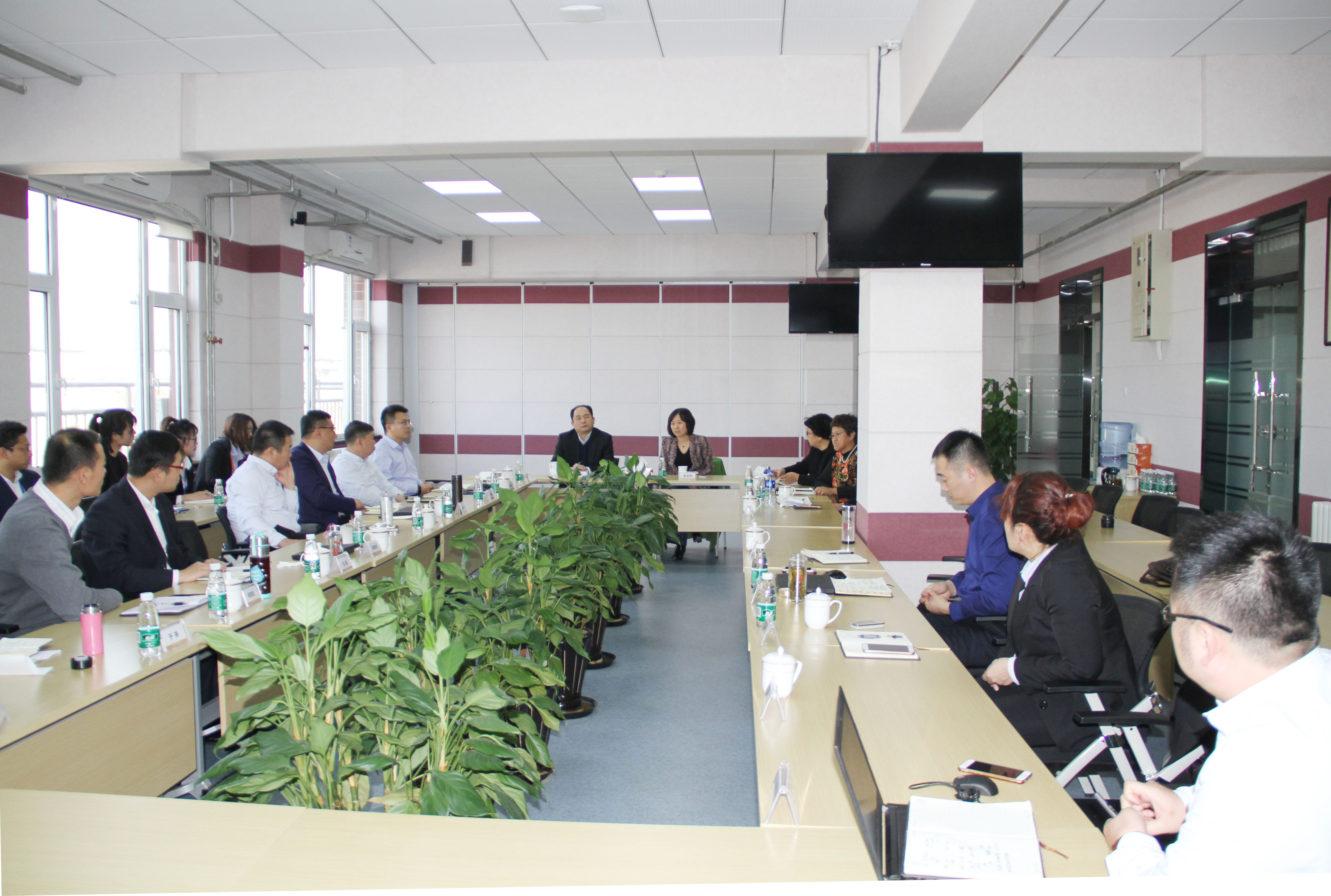 明确战略，做足内功，向优秀标杆看齐——集团12月份大区市场会在北京召开