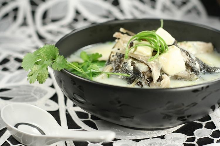 鱼头豆腐汤