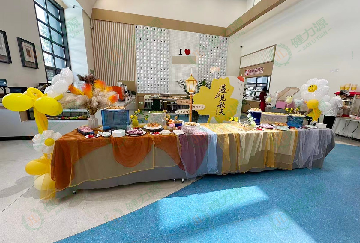 展台 (1) (1).jpg