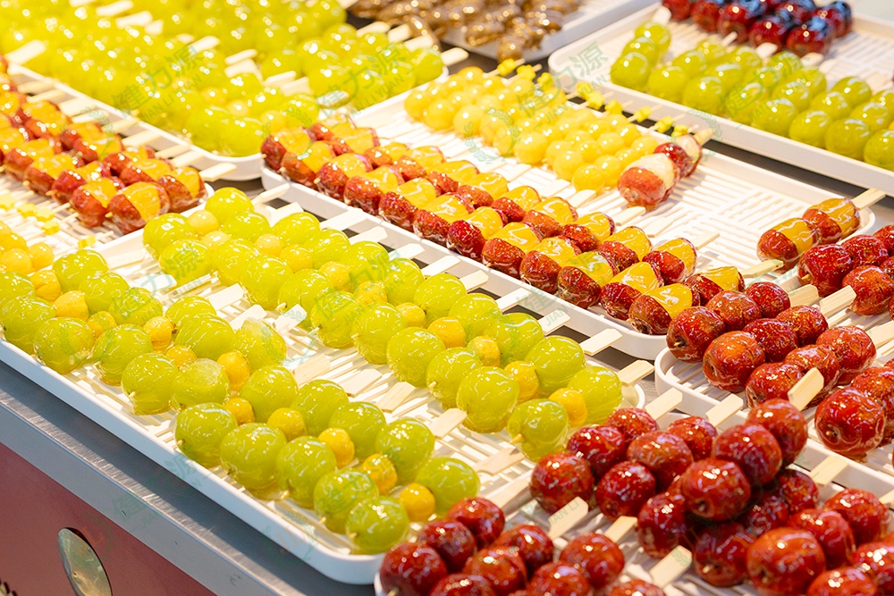 各式各样的鲜果糖葫芦 (1).jpg