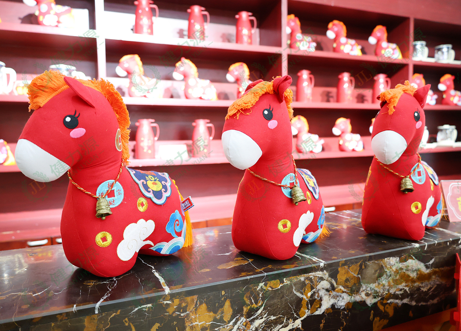 餐厅准备的精美小马玩偶.jpg
