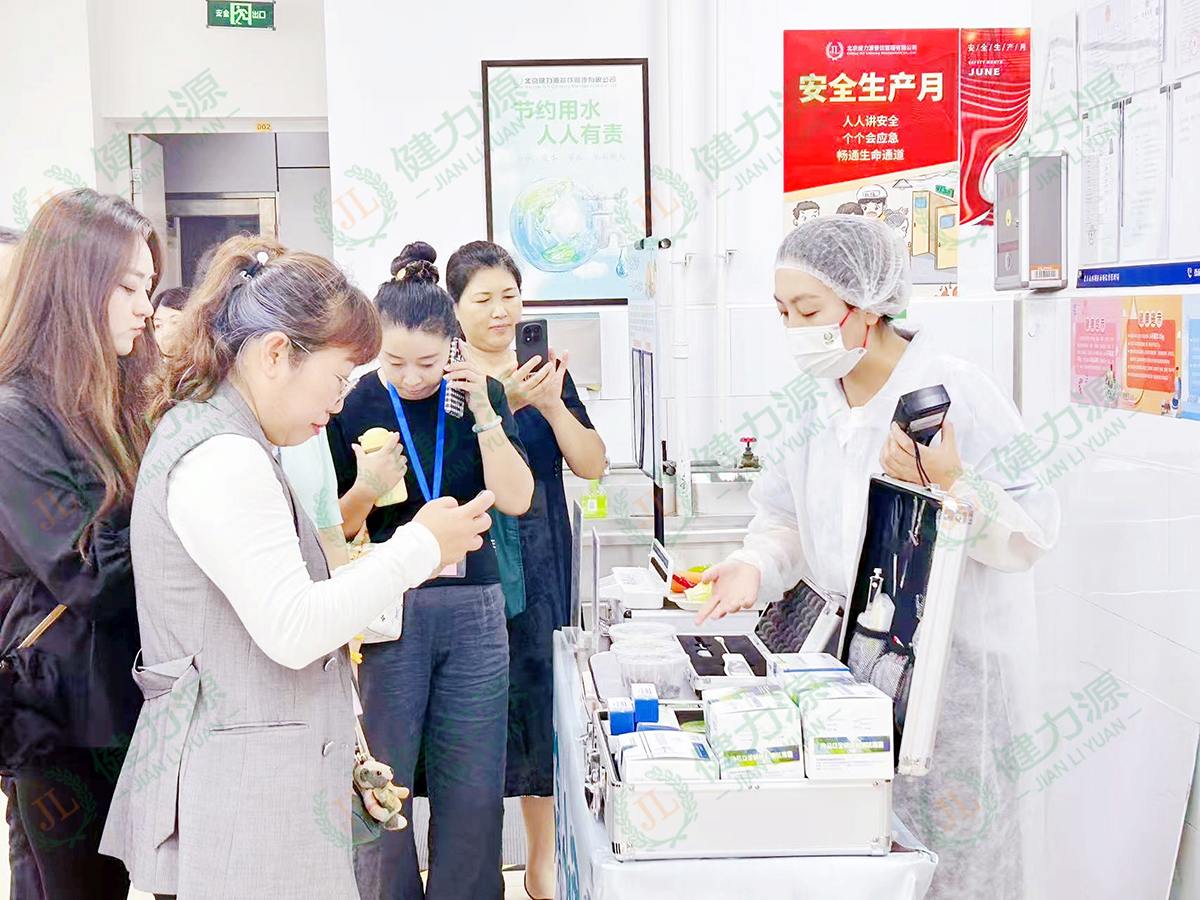 月坛中学 拷贝.jpg