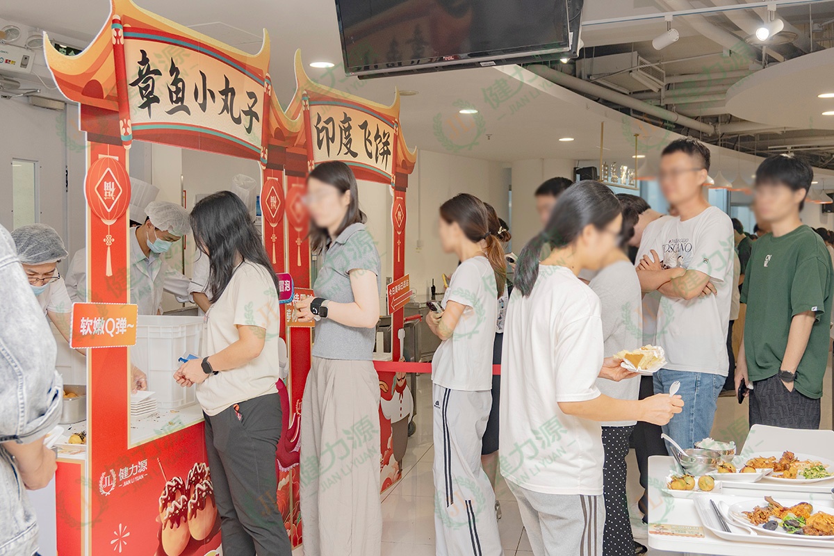 特色小吃花车 (1).jpg